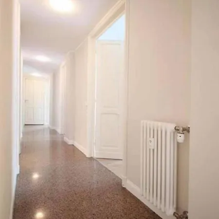 Fiamma Lux * Milán